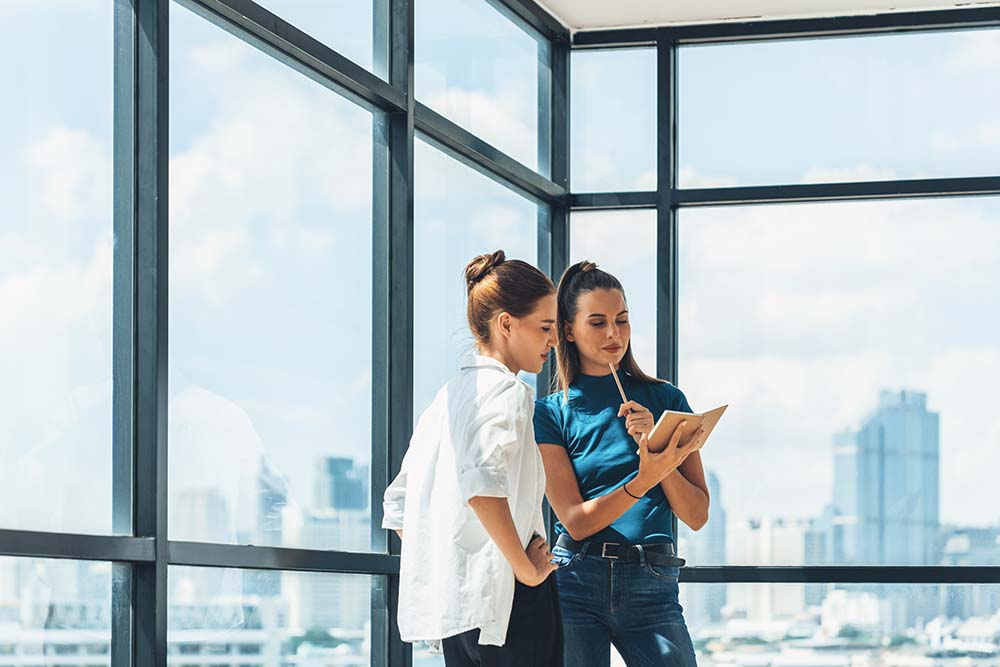 Redes sociais de agentes públicos em 2026: o que pode e o que é proibido publicar